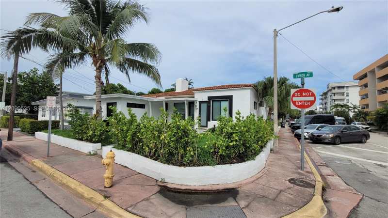 7801 Byron Ave # B, Miami Beach FL 33141