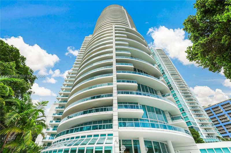 2127 SE Brickell Ave # 1406, Miami FL 33129