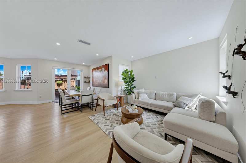 4850 NW 108th Pl # 4850, Doral FL 33178