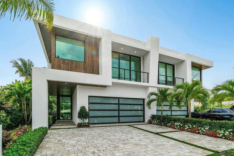 326 NE Wavecrest Way, Boca Raton FL 33432