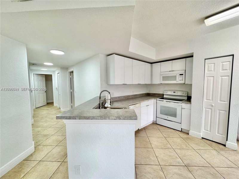 507 Belmont Ln # 507, North Lauderdale FL 33068