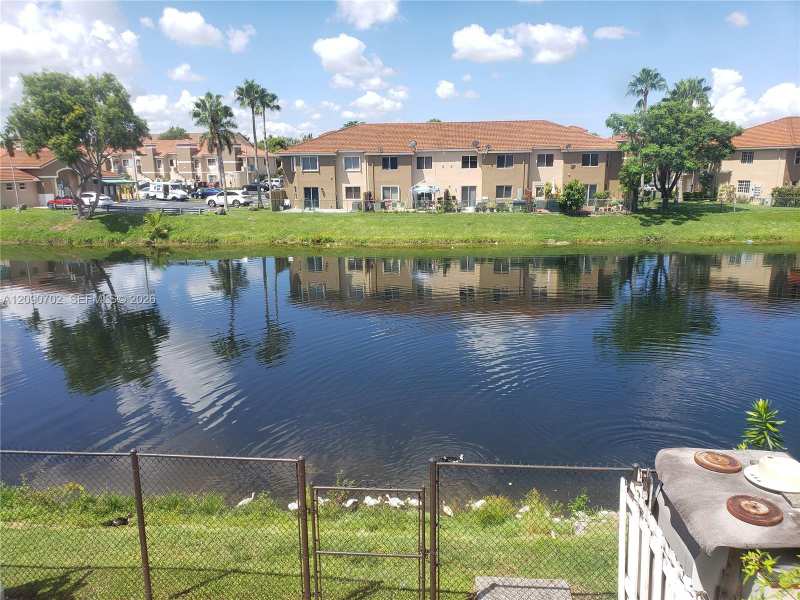 6440 SW 130 AV # 409, Miami FL 33183