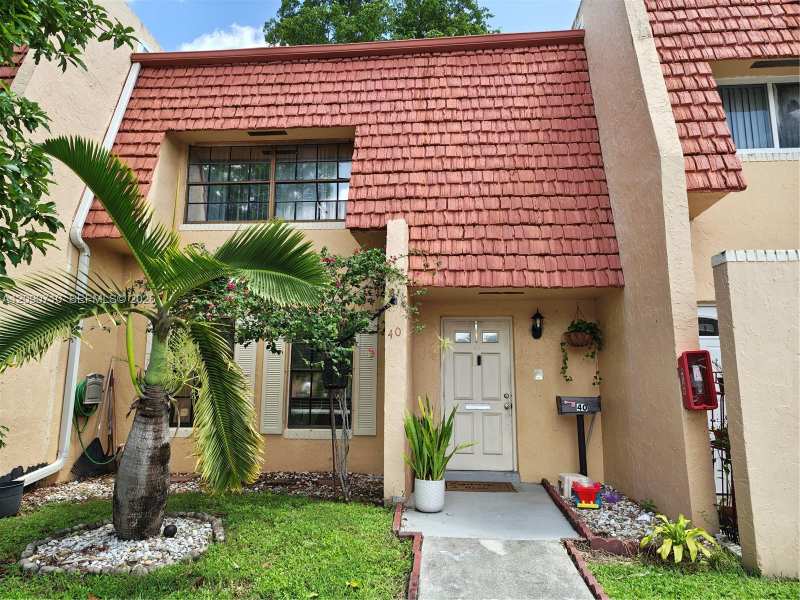40 Pleasant Hill Ln # 40, Tamarac FL 33319
