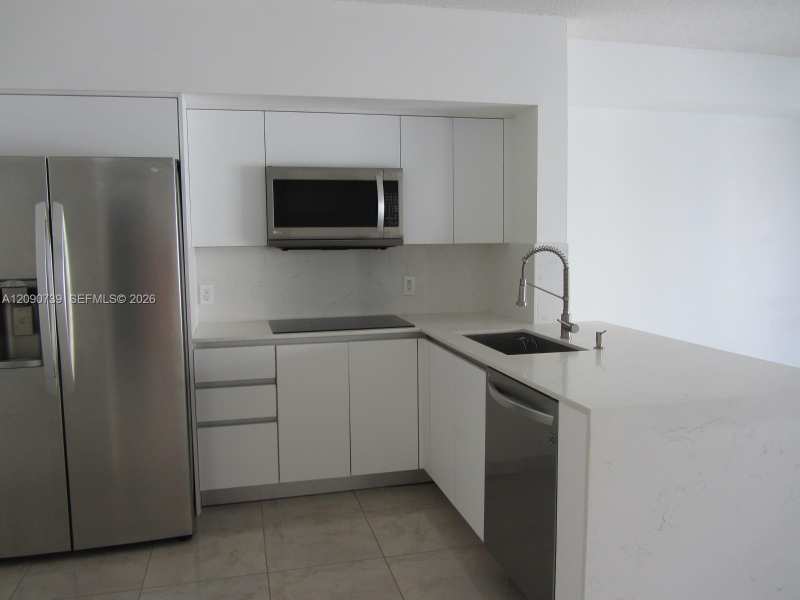 5077 NW 7th St, Miami FL 33126