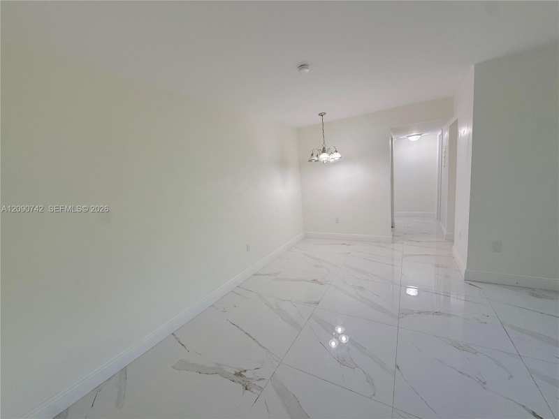536 Euclid Ave # 9, Miami Beach FL 33139