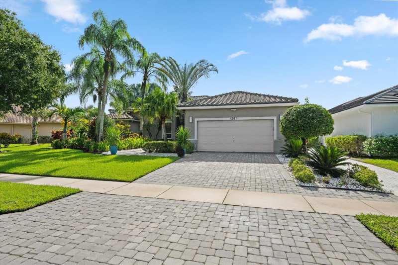 4841 Exeter Estate Lane, Lake Worth FL 33449