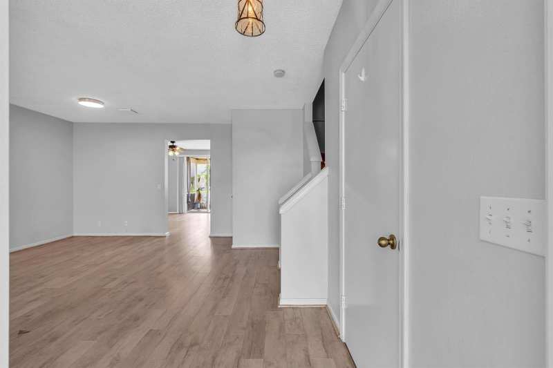 10881 Sea Hibiscus Lane, Tamarac FL 33321