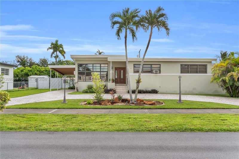 3121 SW 84th Ct, Miami FL 33155