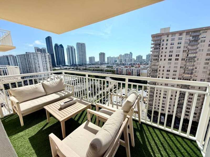 251 174th St # 1712, Sunny Isles Beach FL 33160