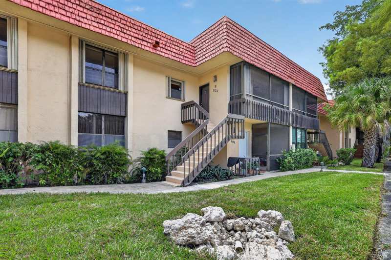750 NE 199TH Street # 204H, Miami FL 33179