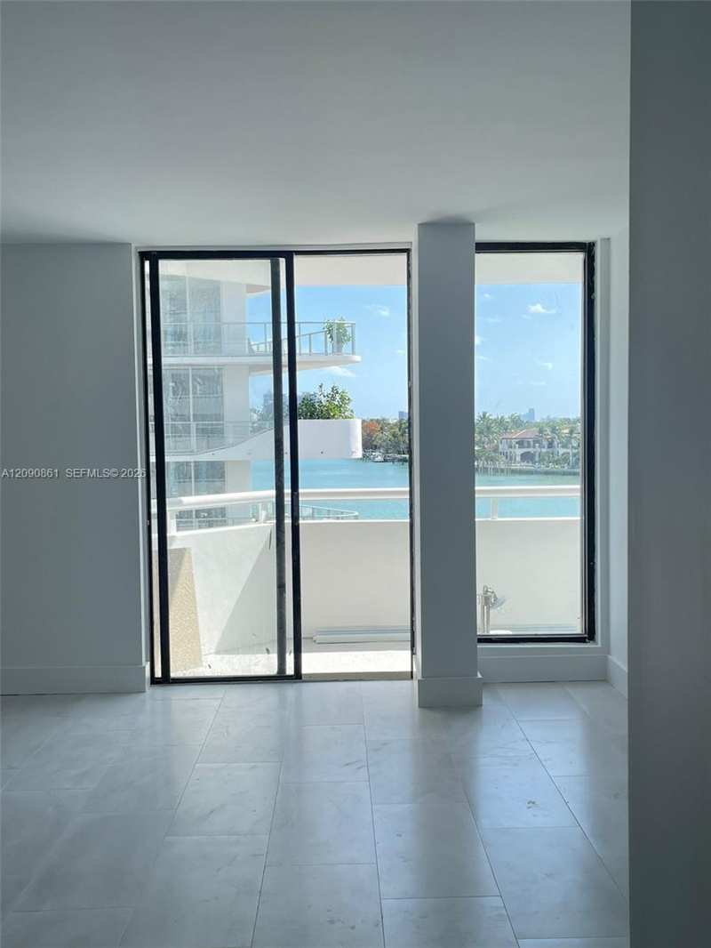 6820 Indian Creek Dr # 4D, Miami Beach FL 33141