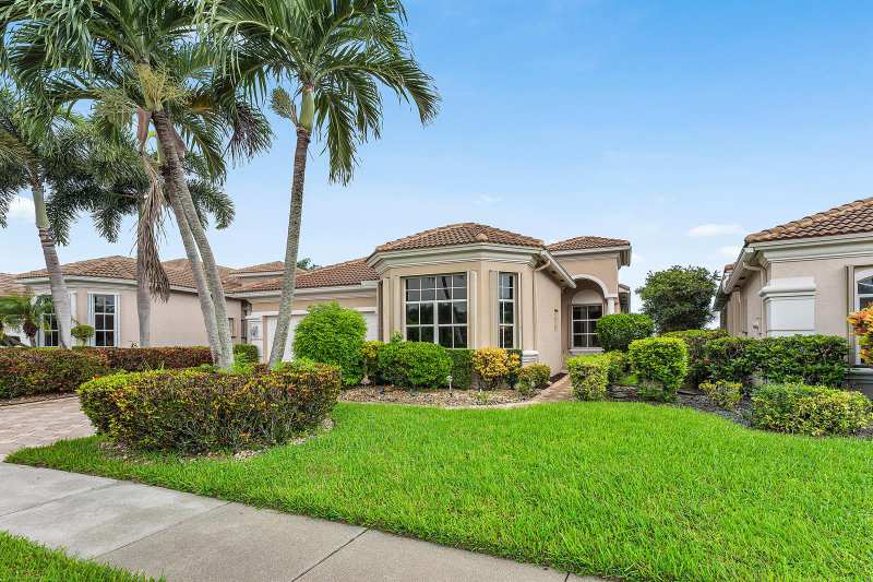 6947 FAIRWAY LAKES Drive, Boynton Beach FL 33472