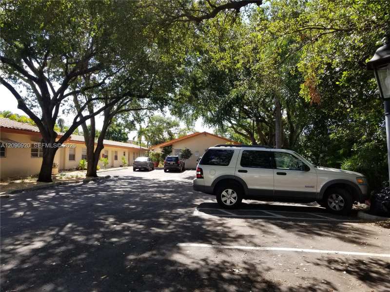 2308 MONROE ST # 1, Hollywood FL 33020