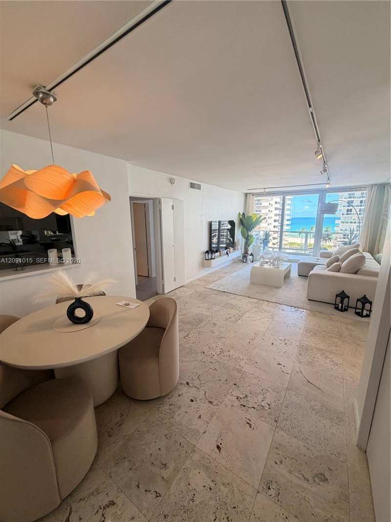 5700 Collins Ave # 9B, Miami Beach FL 33140