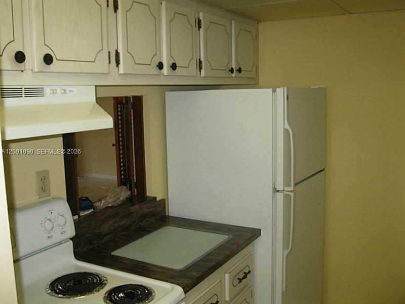 14221 N Kendall Dr # 310C, Miami FL 33186