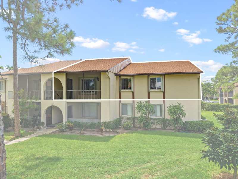 324 KNOTTY PINE Circle # 2, FL 33463