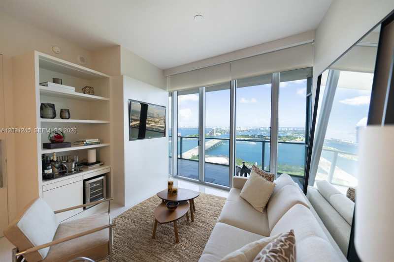 1100 Biscayne Blvd # 3302, Miami FL 33132