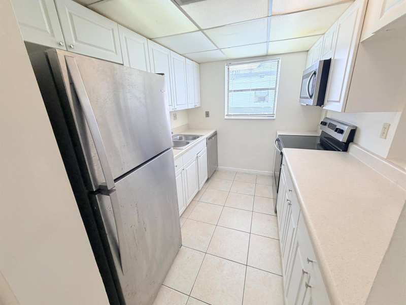 1950 N CONGRESS Avenue # 403, West Palm Beach FL 33401