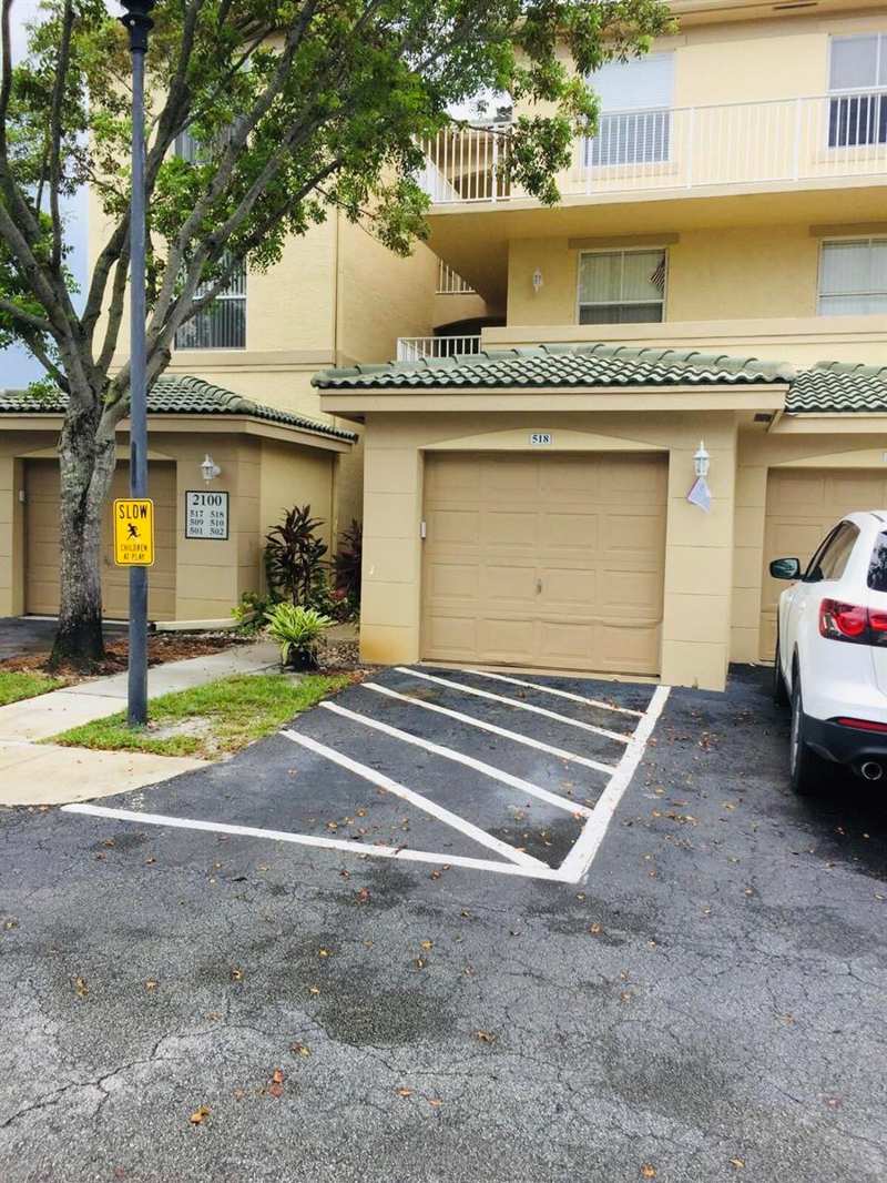 2100 Greenview Shores Boulevard # 518, Wellington FL 33414
