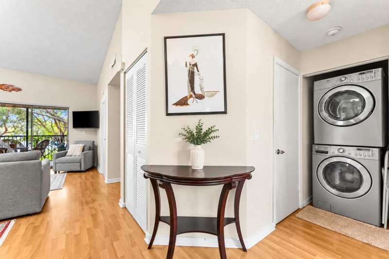 906 CONGRESSIONAL Way # 906, Deerfield Beach FL 33442