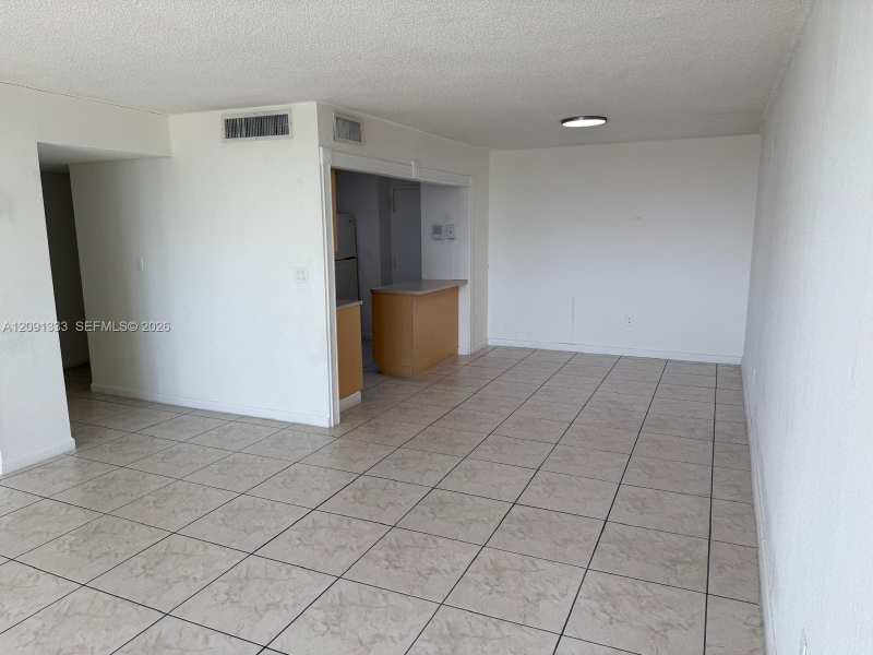 SOVEREIGNS CONDO