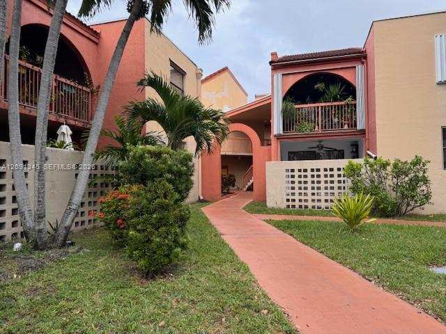 10257 NW 9th St Cir # 10, Miami FL 33172