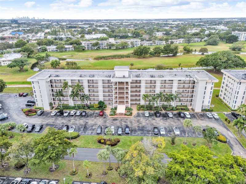3001 S Course Drive # 301, Pompano Beach FL 33069