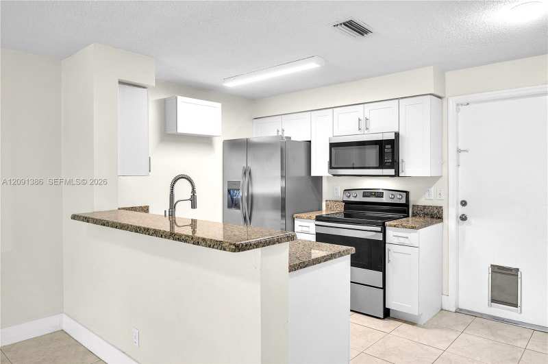 621 Talavera Rd # 621, Weston FL 33326