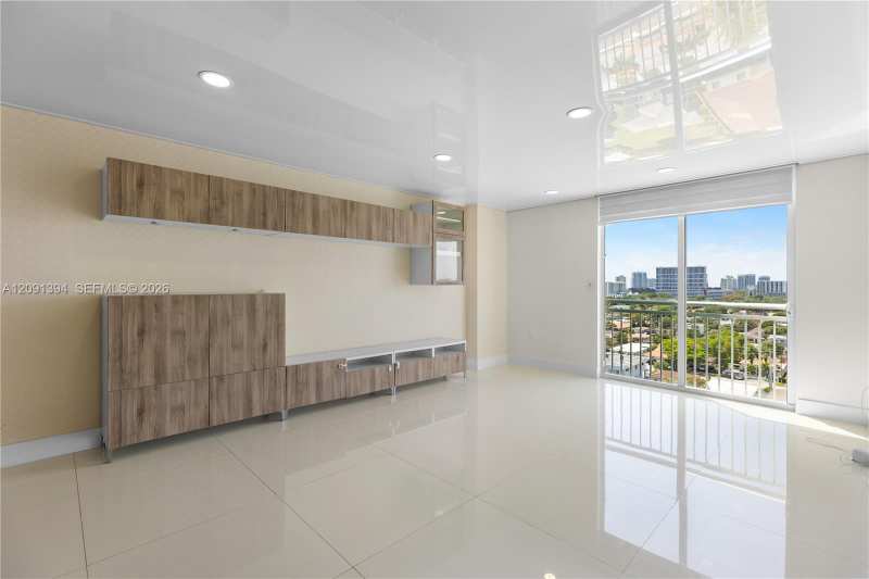 3000 Coral Way # 1110, Miami FL 33145