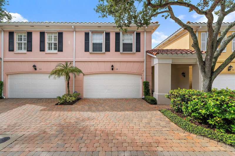 58 Tall Oaks Circle, Tequesta FL 33469