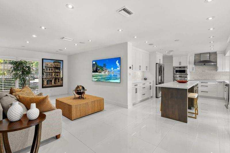1021 Matanzas Ave, Coral Gables FL 33146