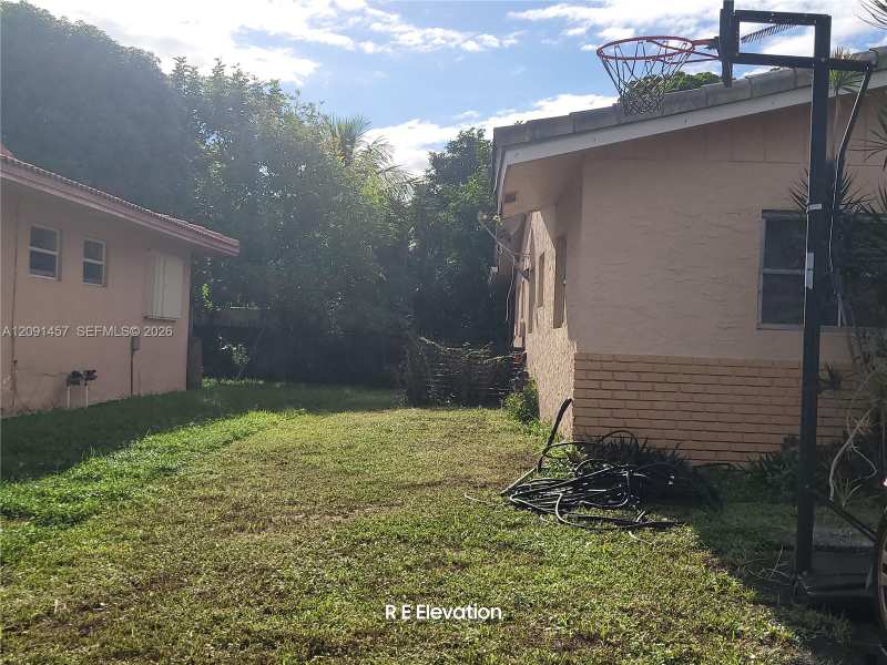4340 NW 110th Ave, Coral Springs FL 33065