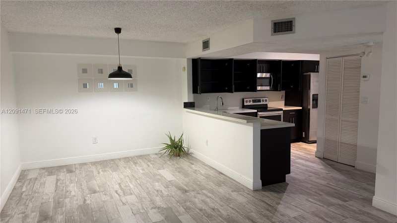 8600 SW 212th St # 205, Cutler Bay FL 33189