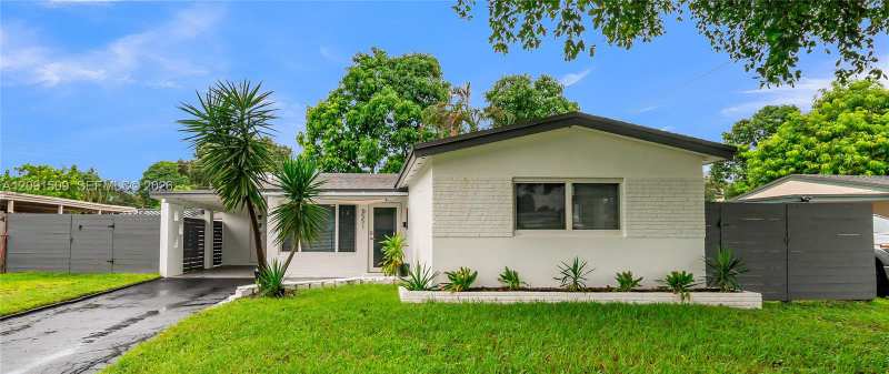 6551 Scott St, Hollywood FL 33024