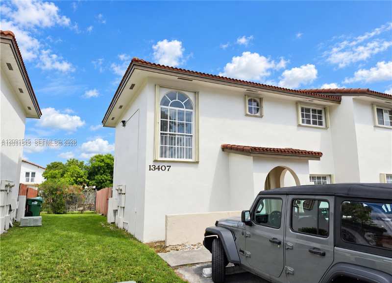 13407 SW 62nd St # 1, Miami FL 33183