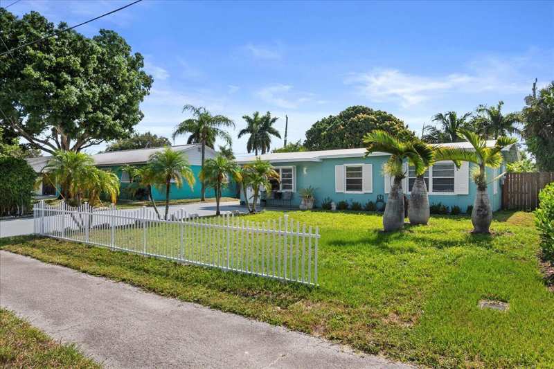 503 N PENNOCK Lane, Jupiter FL 33458