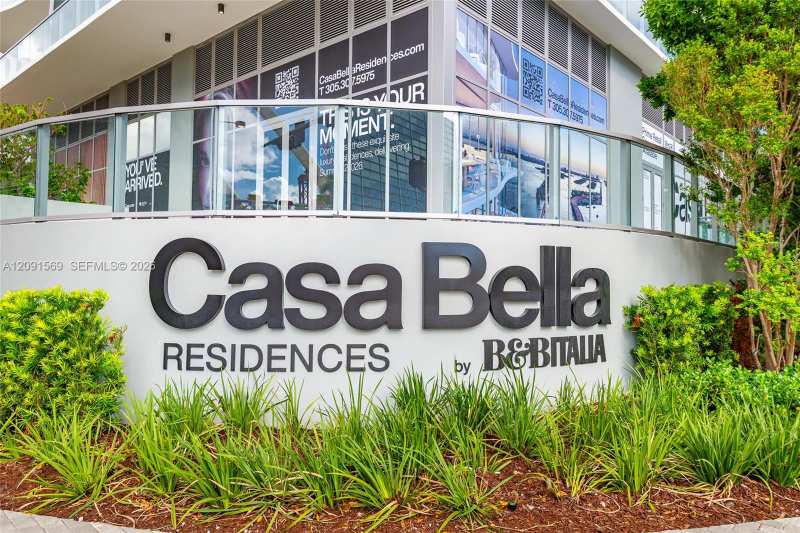1400 Biscayne Blvd # 405, Miami FL 33132