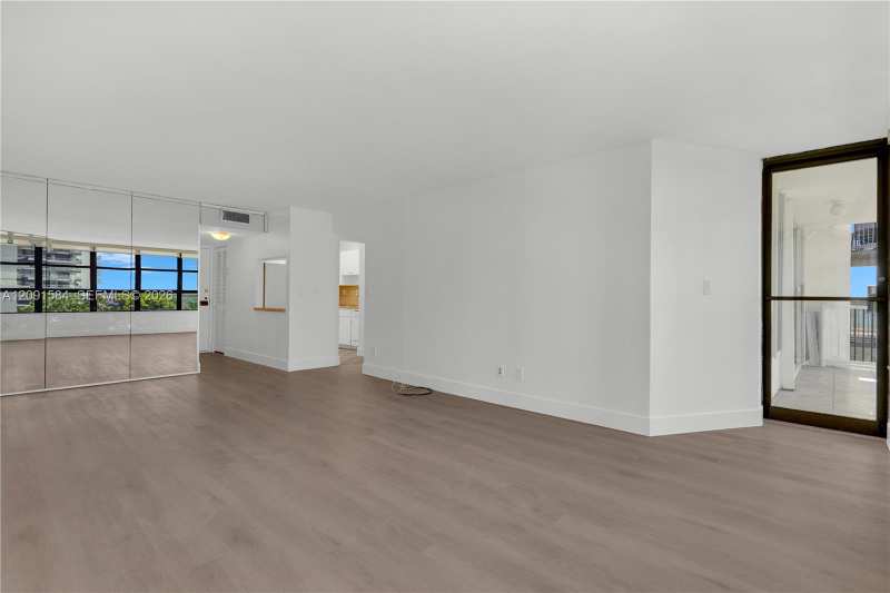 1440 Brickell Bay Dr # 604, Miami FL 33131