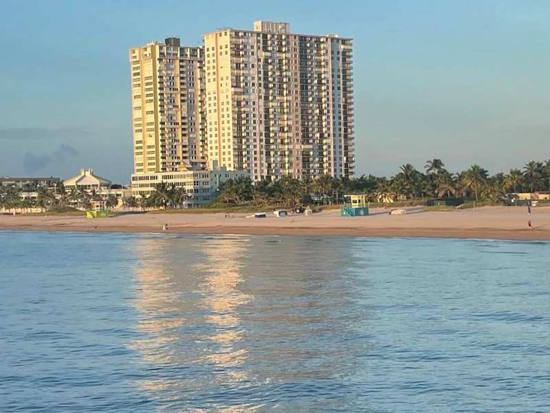 111 BRINY Avenue # 06, Pompano Beach FL 33062