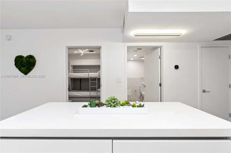 2301 Collins Ave # 318, Miami Beach FL 33139