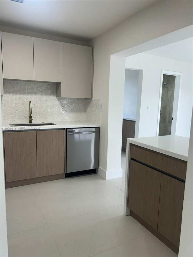 ASCOT PARK