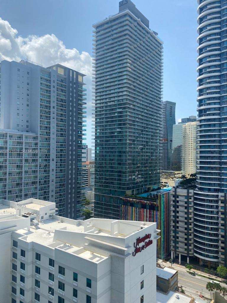 79 SW 12th St, Miami FL 33130