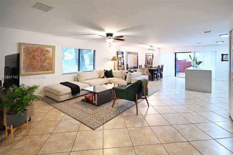 3813 Simms St # 3813, Hollywood FL 33021