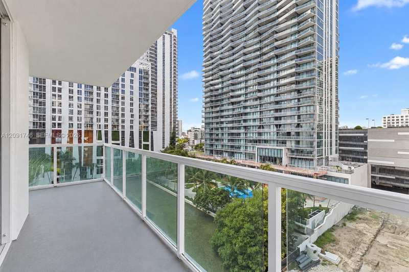 500 NE 29th St # 804, Miami FL 33137