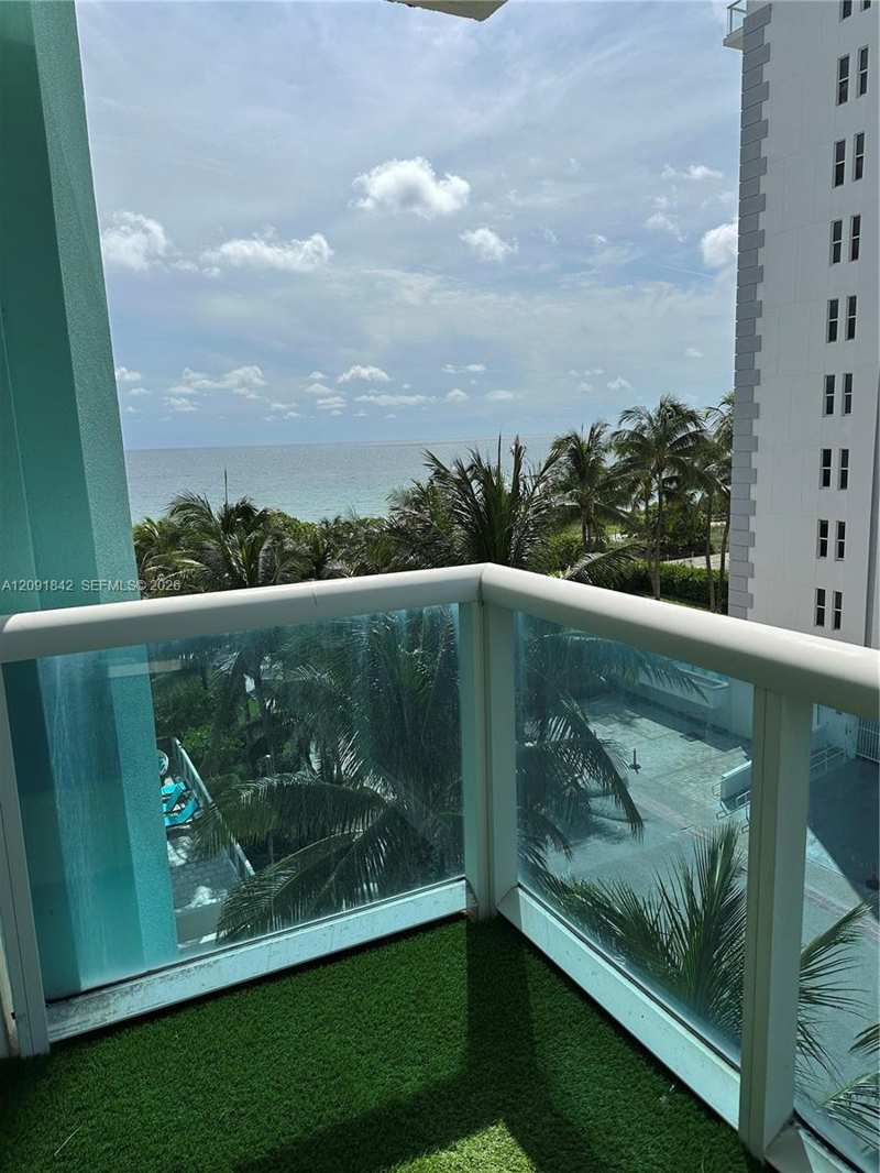 9201 Collins Ave # 524, Surfside FL 33154