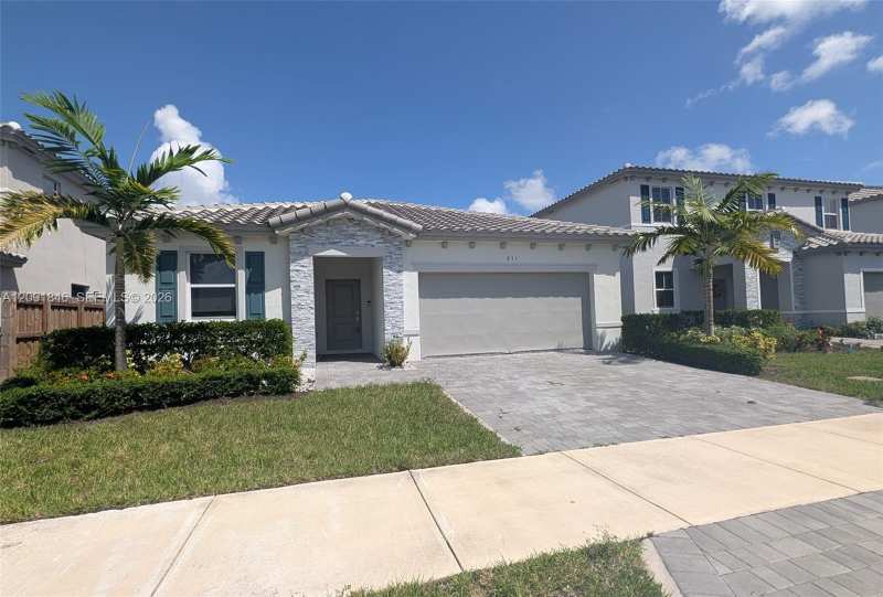 833 SE 26th Rd, Homestead FL 33035