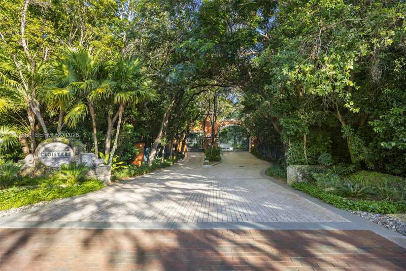 3471 Main Hwy # 1204, Coconut Grove FL 33133