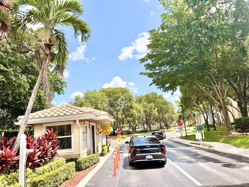 9511 WELDON Circle # G108, Tamarac FL 33321