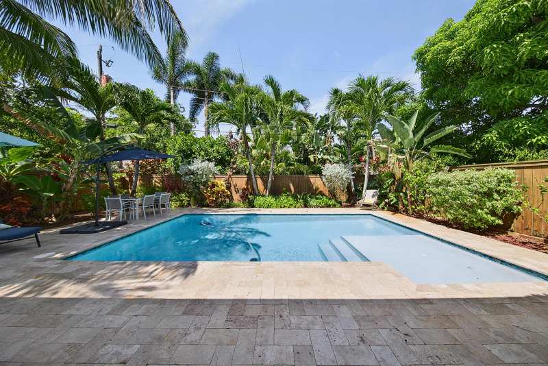 201 NE 16th Court, Fort Lauderdale FL 33305