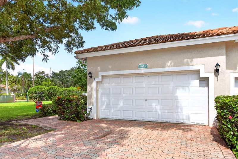 2501 E Aragon Blvd # 1, Sunrise FL 33313